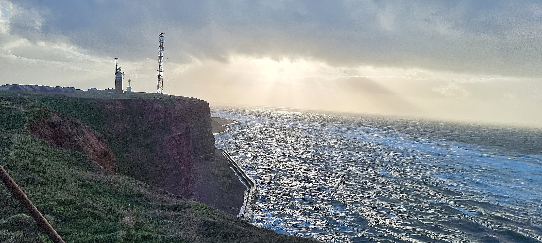 Helgolands Oberland über der Nordsee